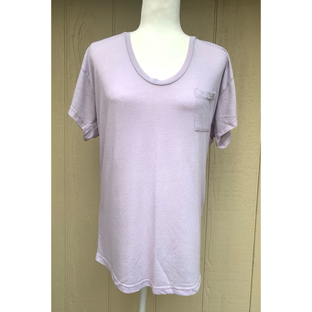 Truly Madly Deeply Scoop Neck Pocket Tee Medium
